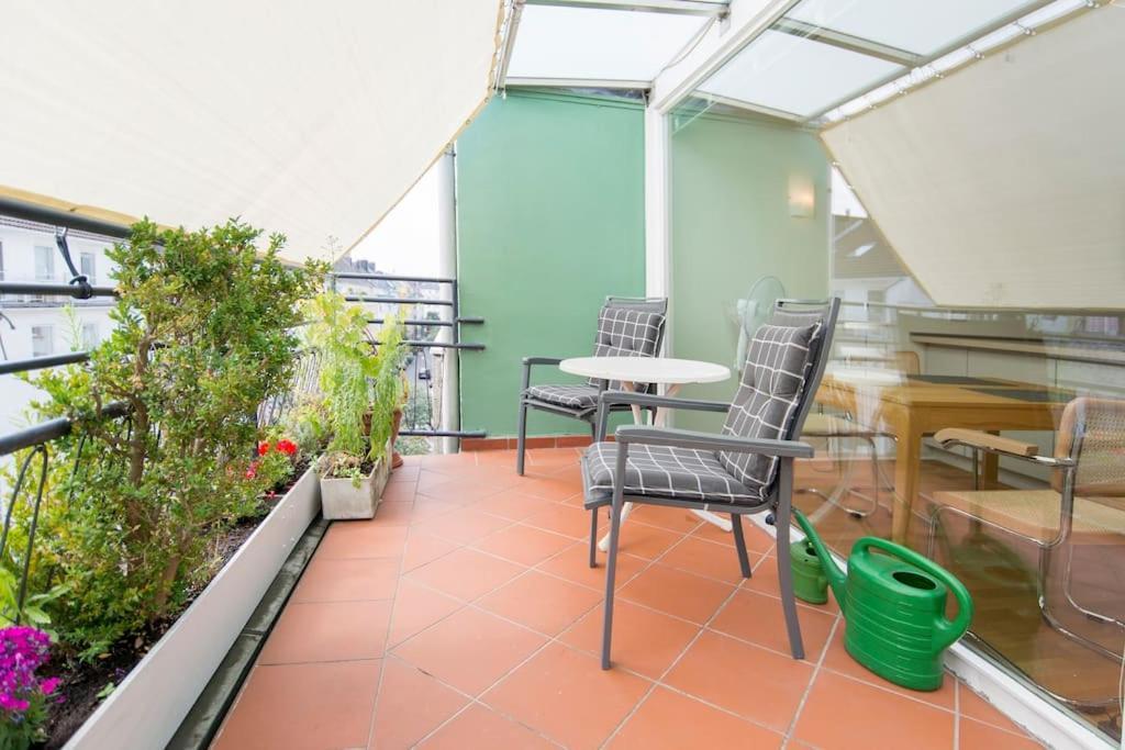 Modernes, Sonniges Appartement Im Herzen Von Duesseldorf Bagian luar foto