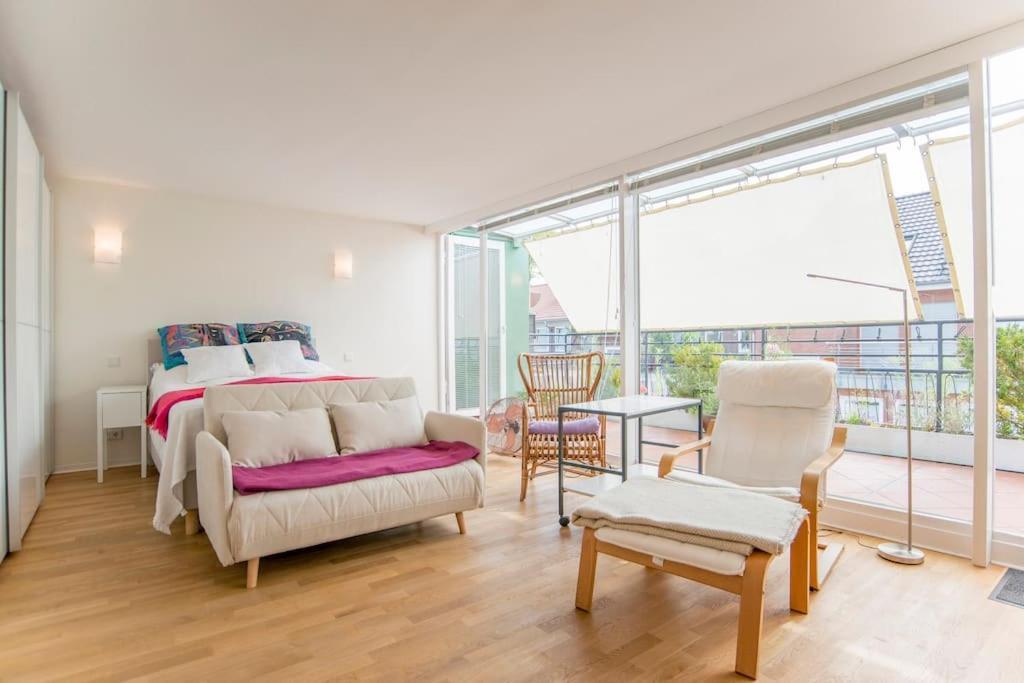 Modernes, Sonniges Appartement Im Herzen Von Duesseldorf Bagian luar foto
