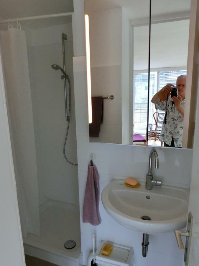 Modernes, Sonniges Appartement Im Herzen Von Duesseldorf Bagian luar foto