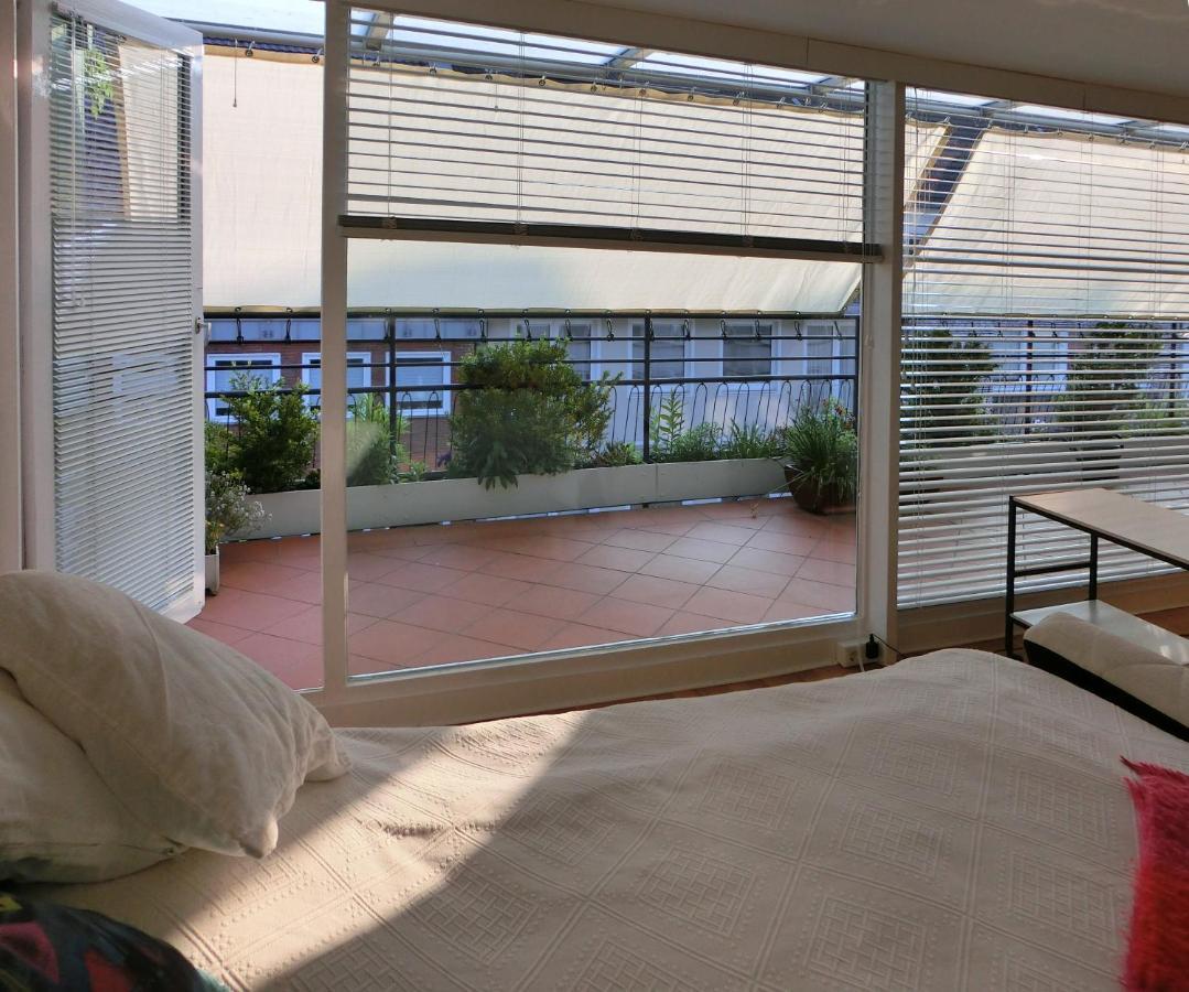 Modernes, Sonniges Appartement Im Herzen Von Duesseldorf Bagian luar foto