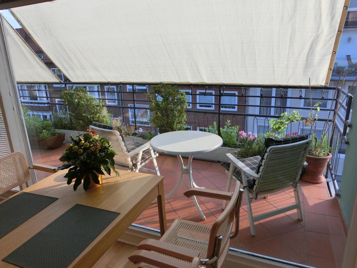 Modernes, Sonniges Appartement Im Herzen Von Duesseldorf Bagian luar foto